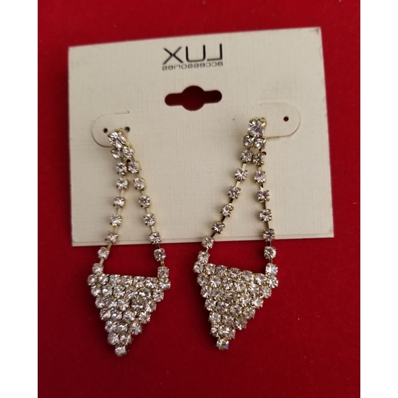 Earrings - Picture 1 of 1